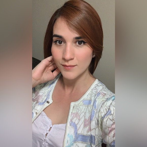 Meet your Posher, Paola - Picture 1 of 1